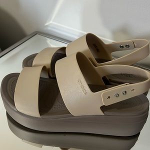 Wedges Crocs sandals